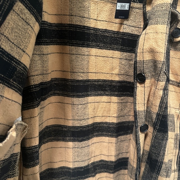 Lucky Brand Women’s oversized Shacket - Picture 4 of 6